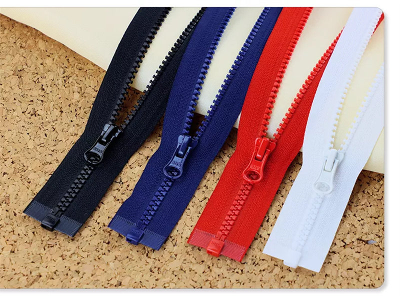 How to protect zippers on different garments during washing and